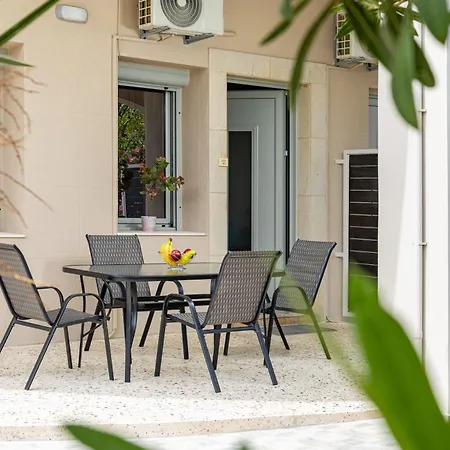 Golden Key Apartment